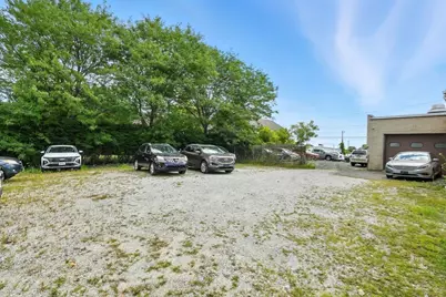717 East St, Pittsfield, MA 01201 - Photo 17