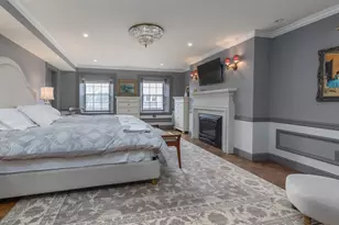 11 Chestnut St, Boston, MA 02108 - Photo 33