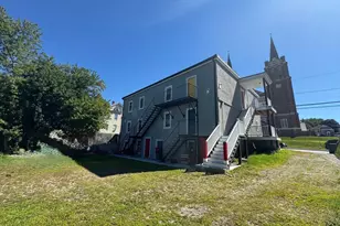 56 Whitcomb St, Webster, MA 01570 - Photo 5