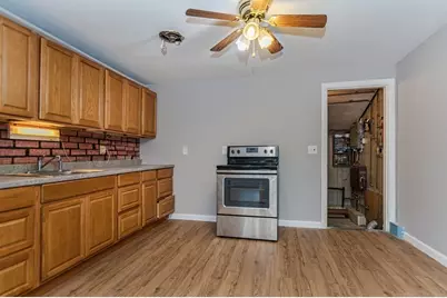 35 Bernadette St, Fitchburg, MA 01420 - Photo 11