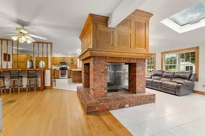 1730 S East St, Amherst, MA 01002 - Photo 9