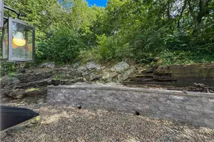 282 Pleasant St, Marblehead, MA 01945 - Photo 27