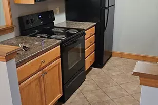 135 Grove St, Rockland, MA 02370 - Photo 5