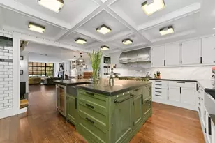 22 Brimmer St, Boston, MA 02108 - Photo 13