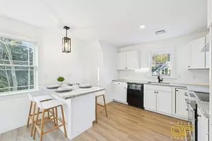 13 Park Pl, Mattapoisett, MA 02739 - Photo 27