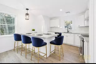 13 Park Pl, Mattapoisett, MA 02739 - Photo 27