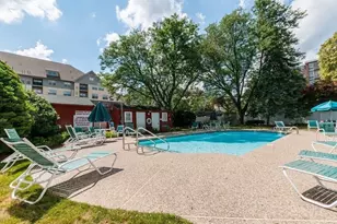 2 Hammond Pond Pkwy, Newton, MA 02467 - Photo 27