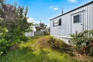 300 Nathan Ellis Hwy, Mashpee, MA 02649 - Photo 23