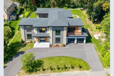 20 Amberwood Dr, Winchester, MA 01890 - Photo 1