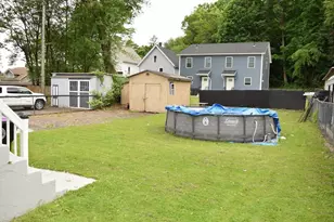 5 Vernon St, Holyoke, MA 01040 - Photo 29