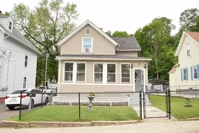 5 Vernon St, Holyoke, MA 01040 - Photo 33