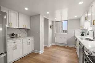 45 Longwood Ave, Brookline, MA 02446 - Photo 9