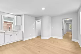 62 Grove St, Fitchburg, MA 01420 - Photo 11