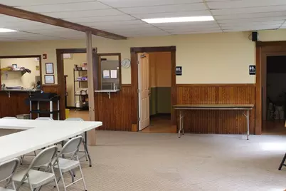 53 Pleasant St, Orange, MA 01364 - Photo 19