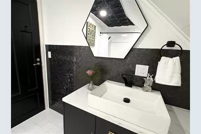 2 Pat Dr, Danvers, MA 01923 - Photo 25