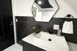 2 Pat Dr, Danvers, MA 01923 - Photo 25