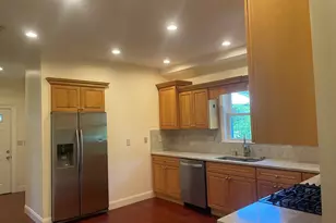 153 Walnut St, Newton, MA 02460 - Photo 5