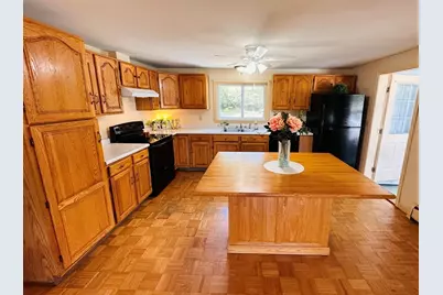 15 S Plain Rd, Sunderland, MA 01375 - Photo 9