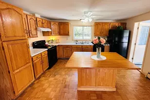 15 S Plain Rd, Sunderland, MA 01375 - Photo 9