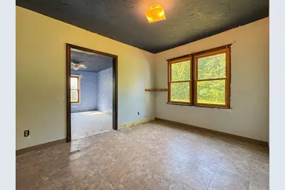 198 Union Rd, Wales, MA 01081 - Photo 17