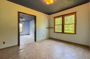198 Union Rd, Wales, MA 01081 - Photo 17