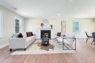 247 Braley Hill Rd, Rochester, MA 02770 - Photo 7