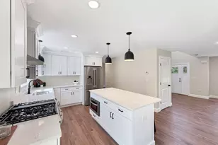 247 Braley Hill Rd, Rochester, MA 02770 - Photo 11