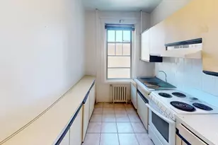 6 Sutherland Rd, Boston, MA 02135 - Photo 3