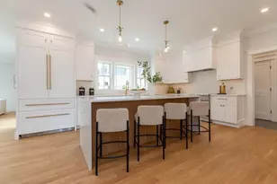 17 Lasell St, Newton, MA 02466 - Photo 5