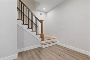 4 Adams St, Wakefield, MA 01880 - Photo 21