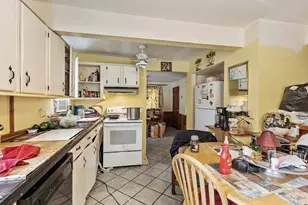 15 A-B Tully Rd, Orange, MA 01364 - Photo 19