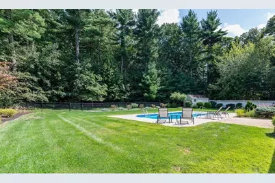 53 Queens Circle, Raynham, MA 02767 - Photo 9