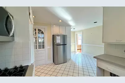 36 Pond Street #2, Marblehead, MA 01945 - Photo 7