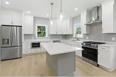 11 Washington St #5, Ipswich, MA 01938 - Photo 3