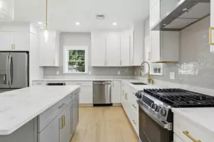 11 Washington St, Ipswich, MA 01938 - Photo 5