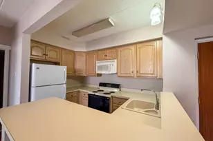 34 Sumner Ave, Springfield, MA 01108 - Photo 3