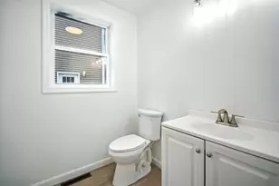 150 Seymour Ave, Springfield, MA 01109 - Photo 15