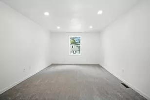 150 Seymour Ave, Springfield, MA 01109 - Photo 27