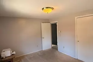 325 Ashland Ave, Southbridge, MA 01550 - Photo 19