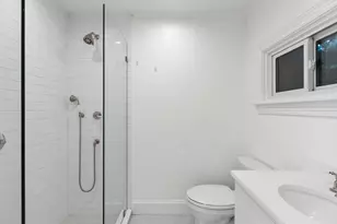 20 Chestnut St, Boston, MA 02108 - Photo 33