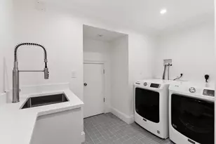 20 Chestnut St, Boston, MA 02108 - Photo 25