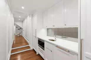 20 Chestnut St, Boston, MA 02108 - Photo 29