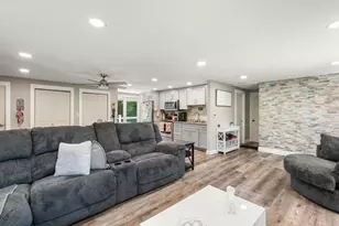 14 Jamieson St, Abington, MA 02351 - Photo 9