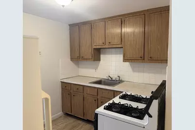 100 Magnolia Ave #4, Lynn, MA 01904 - Photo 11