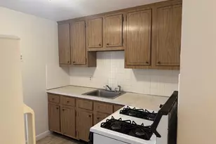 100 Magnolia Ave, Lynn, MA 01904 - Photo 11