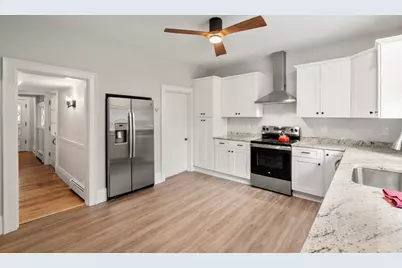 37 Kenwood Ave, Worcester, MA 01605 - Photo 13