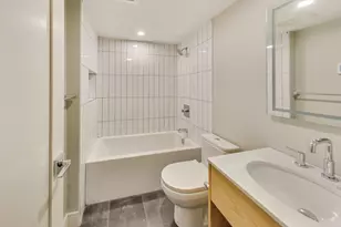 14 N Bennet St, Boston, MA 02113 - Photo 9