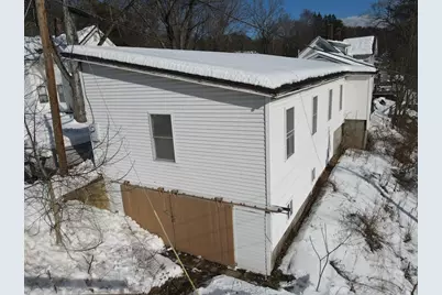 10 E Prospect St, Erving, MA 01344 - Photo 31