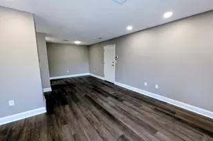 809 Franklin Crossing Rd, Franklin, MA 02038 - Photo 3