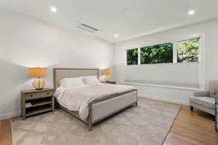 400 Hunnewell St, Needham, MA 02494 - Photo 17